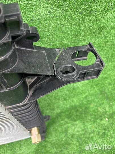 Радиатор охлаждения двигателя Volvo Xc90 02-14