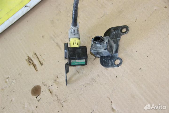 Датчик удара Toyota Corona Premio (st215) 1996-20