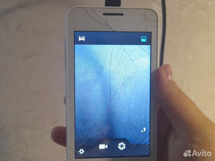 Fly FS403 Cumulus 1, 512 МБ