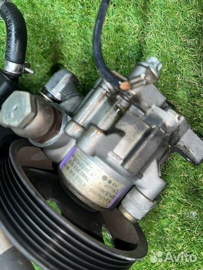 Насос гидроусилителя руля Mercedes Clk W209