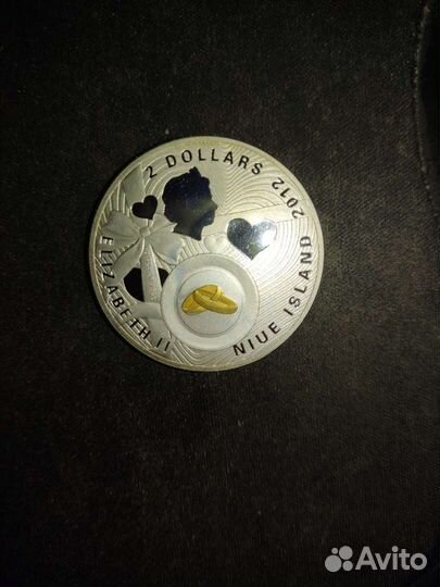 Монета 2 доллара остров Ниуэ Счастья и любви Копия