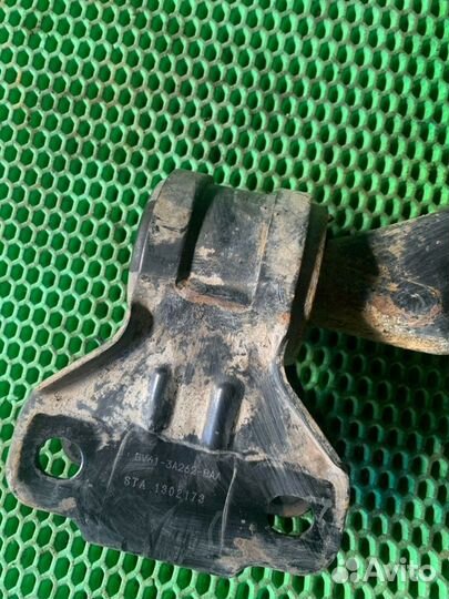 Рычаг подвески нижний передний левый Ford Focus 3