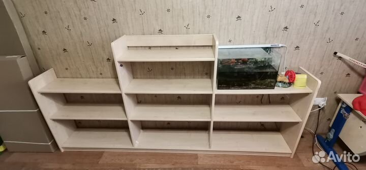 Стеллаж в детскую комнату