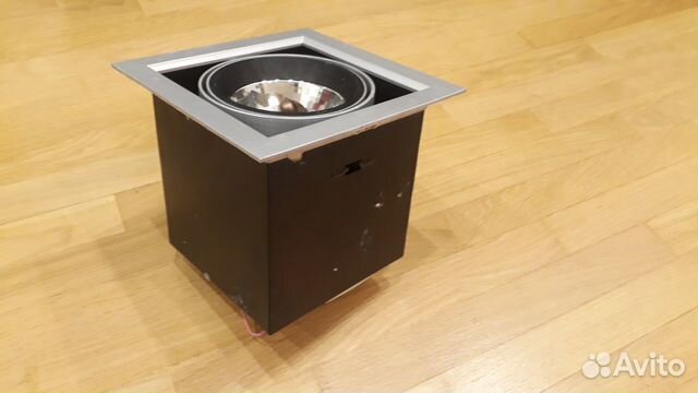 Светильники встраиваемые 4 шт