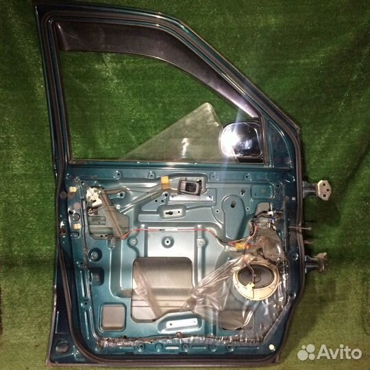Дверь передняя левая nissan Serena C23 Изумруд цар
