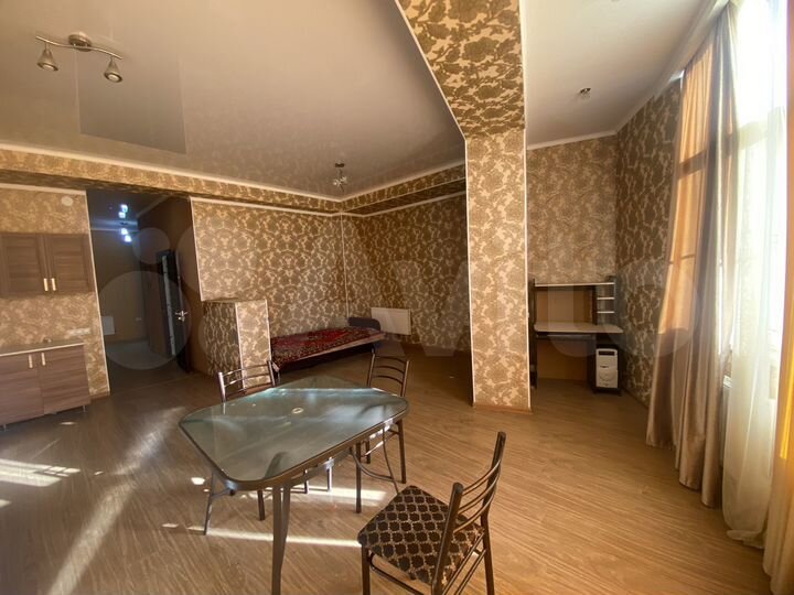 2-к. квартира, 64,8 м², 3/6 эт.