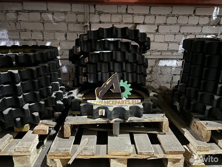 Звездочка Hitachi ZX330-3 1033163