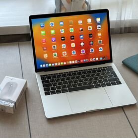 MacBook Pro В отличное состоянии