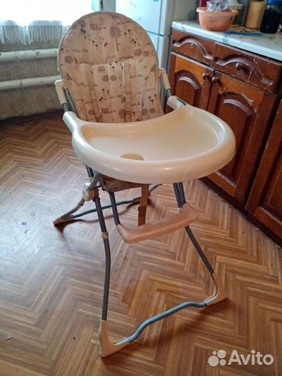 Стул для кормления