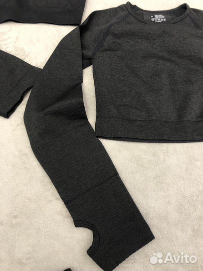 Костюм для фитнеса новый