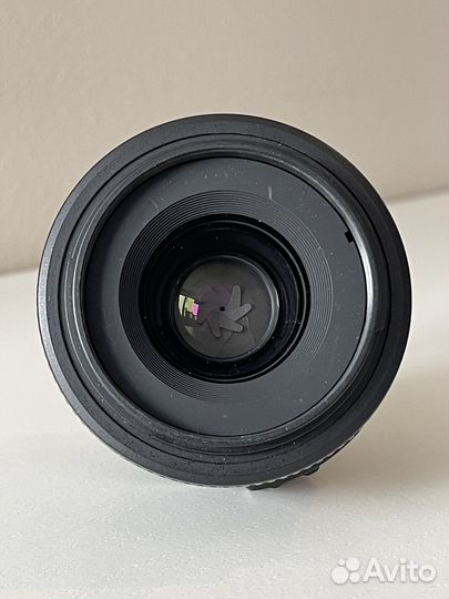 Объектив Nikon 35mm f/1.8G AF-S DX Nikkor