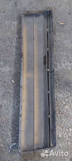 Молдинг листва двери передний правый Mercedes W140