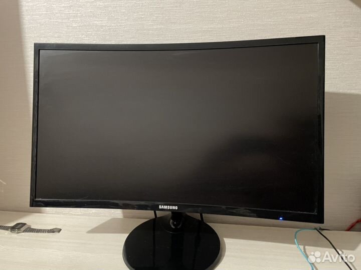 Монитор samsung 24 изогнутый