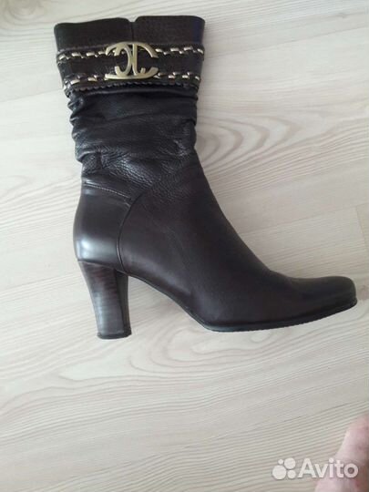 Сапоги женские