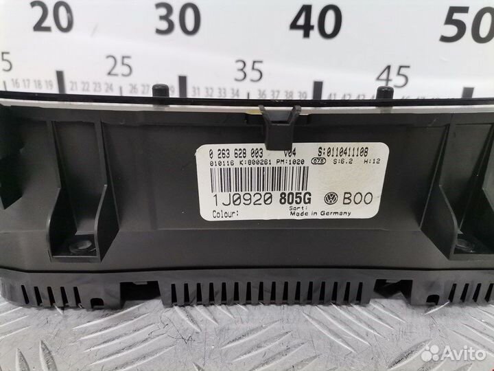 Панель для Volkswagen Golf 4