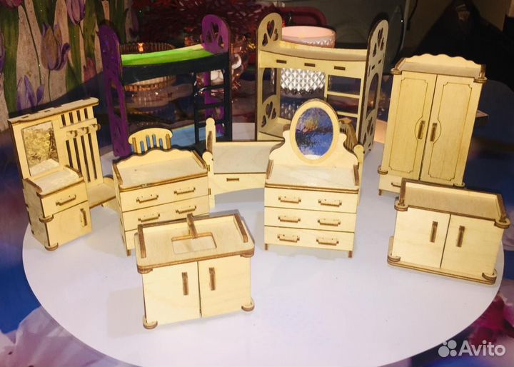 Деревянная мебель для кукол