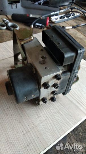 Блок abs Volkswagen Touareg 7LA BMV 2004