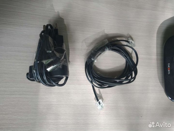 Радиотелефон TeXet TX-D7505A