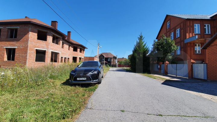 Дом 500 м² на участке 13 сот.