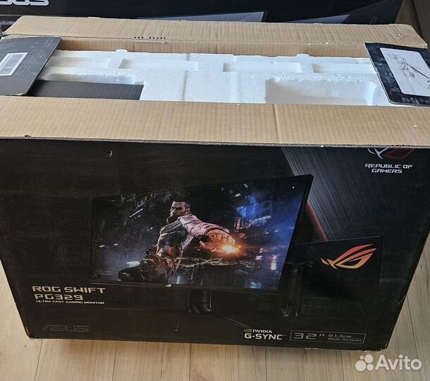 Б/у Монитор 32