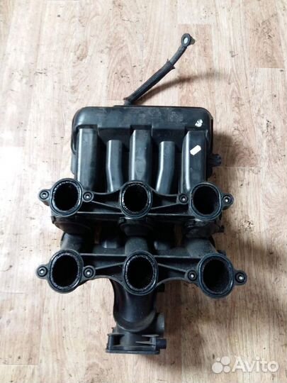 Коллектор впускной Ford Explorer 4