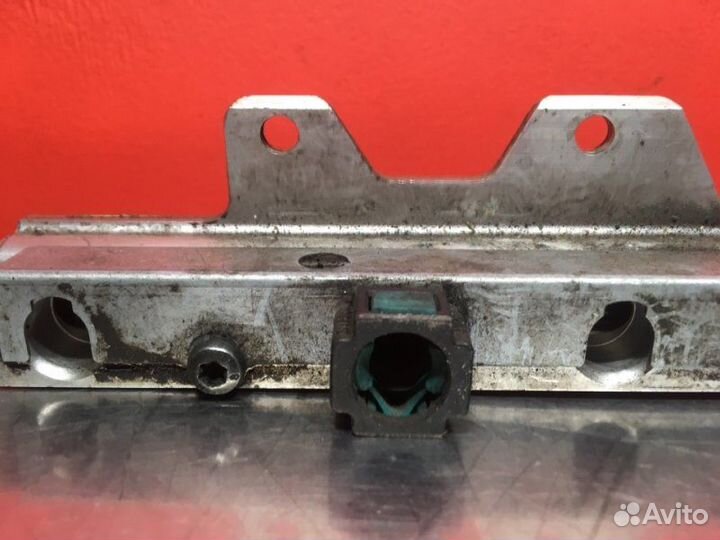 Топливная рампа Volvo S60 1 B5204T 2004