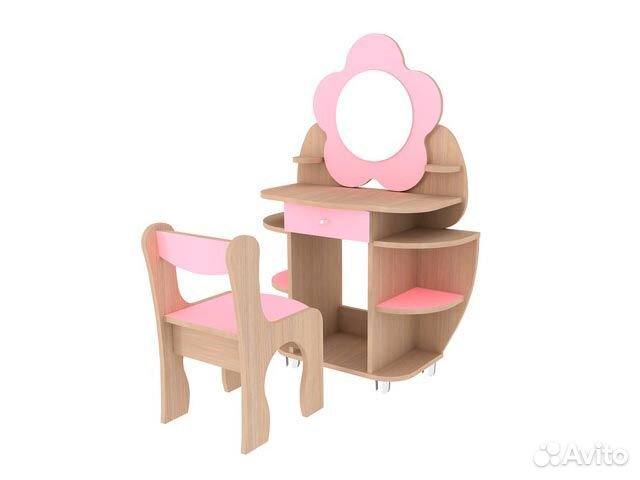 Стол со стулом