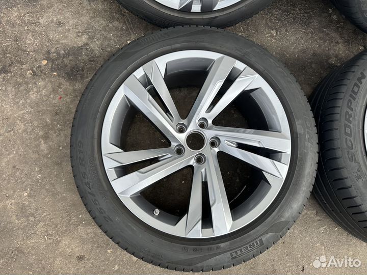 Колеса Tiguan 2 R-Line R19 Valencia