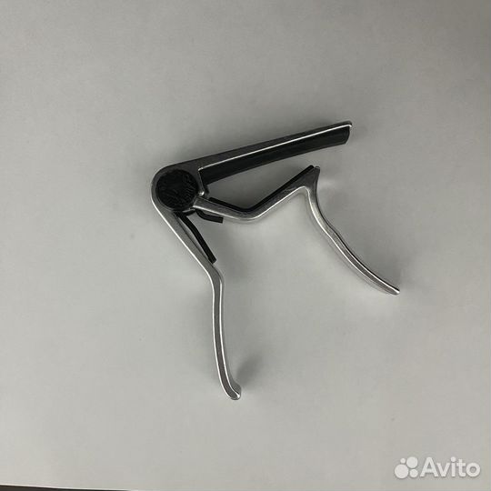 Акустическая гитара