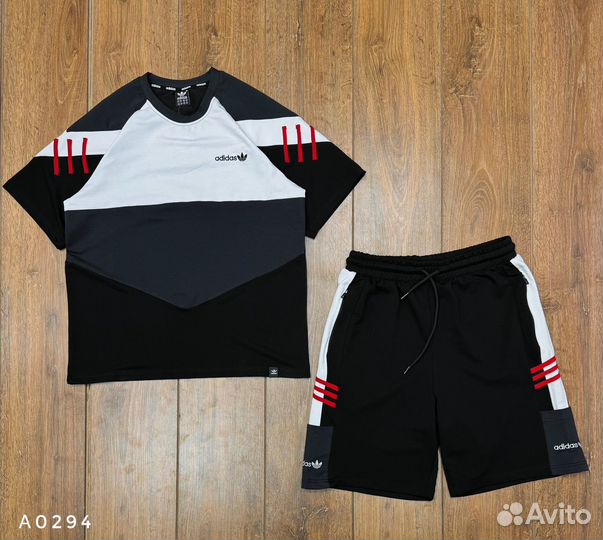 Костюм шорты и футболка Adidas