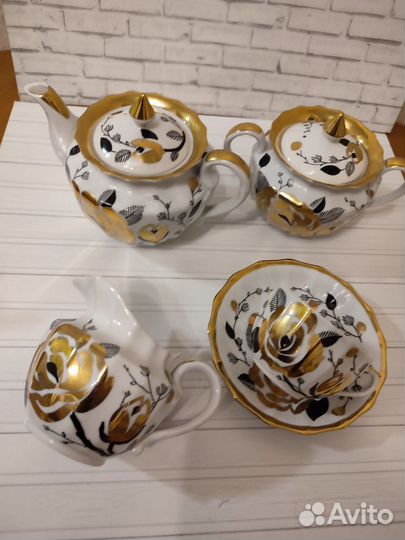 Чайный сервиз Золотая роза