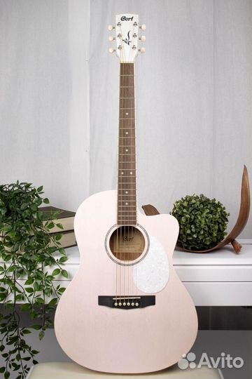 Электро акустическая гитара