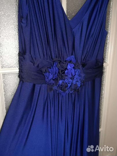 Платье вечернее