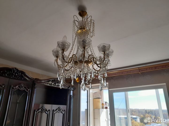 Люстра потолочная