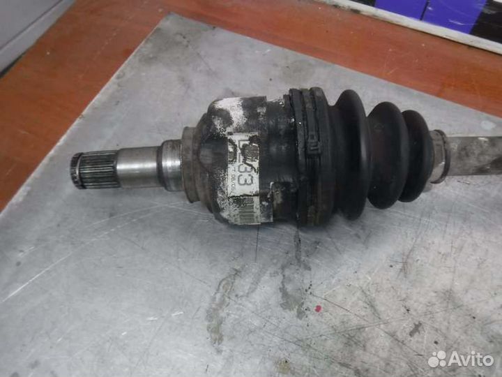 Привод передний левый Toyota Corolla 124 правый