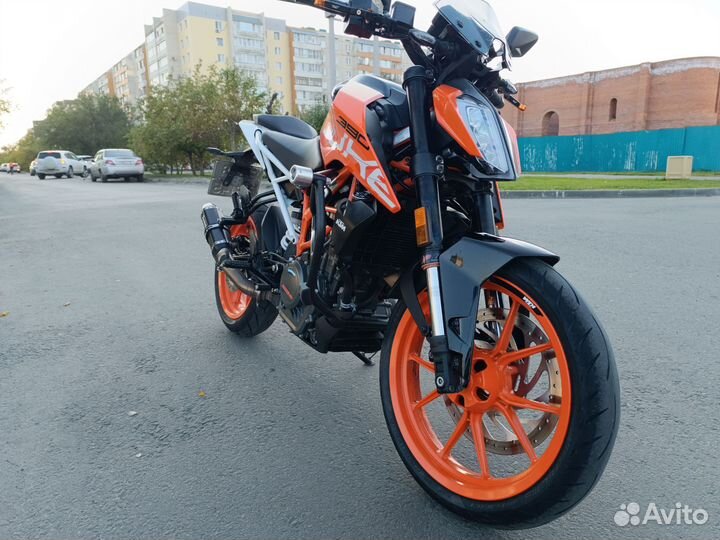 KTM duke 390
