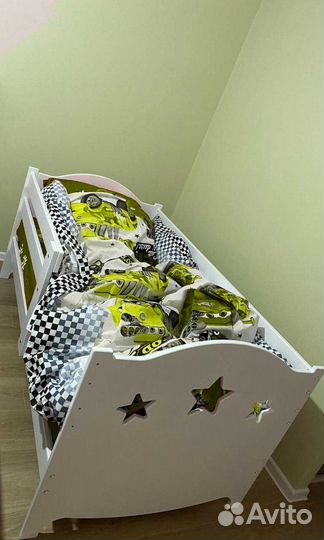 Кроватка из натурального дерева сингл детская с бо