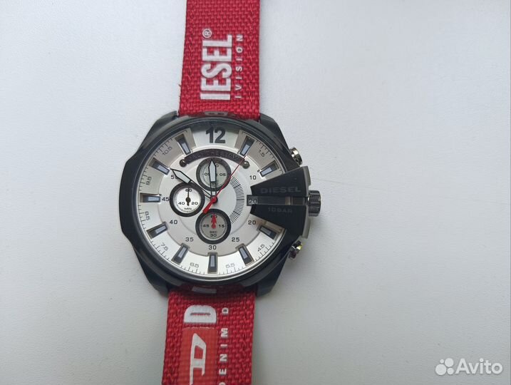 Отличные мужские часы-хронограф