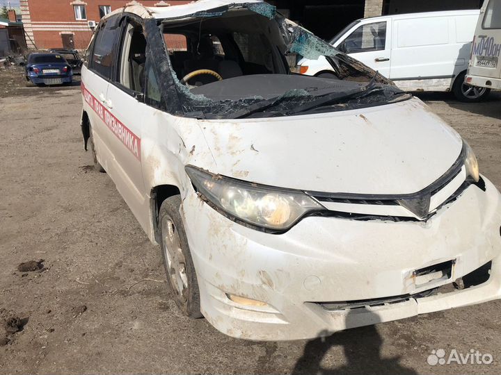 Капот toyota estima