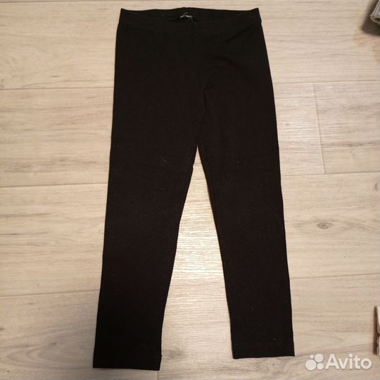 Гимнастический купальник и чешки новые 98-104