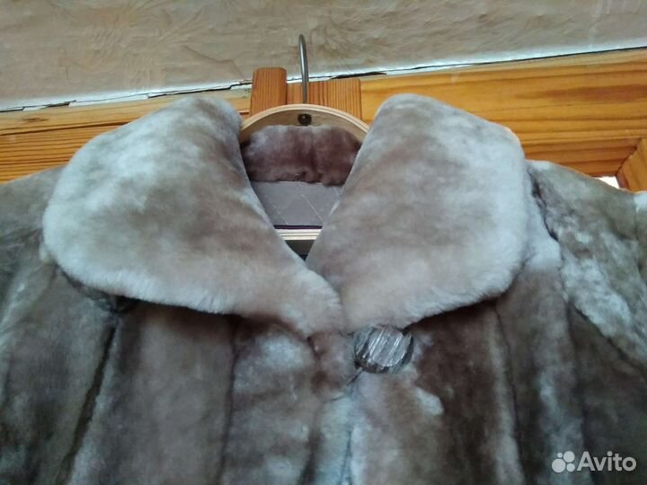 Мутоновая шуба размер 48 рост 165-170