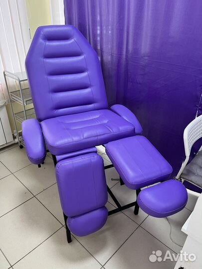 Массажный стол, педикюрное кресло