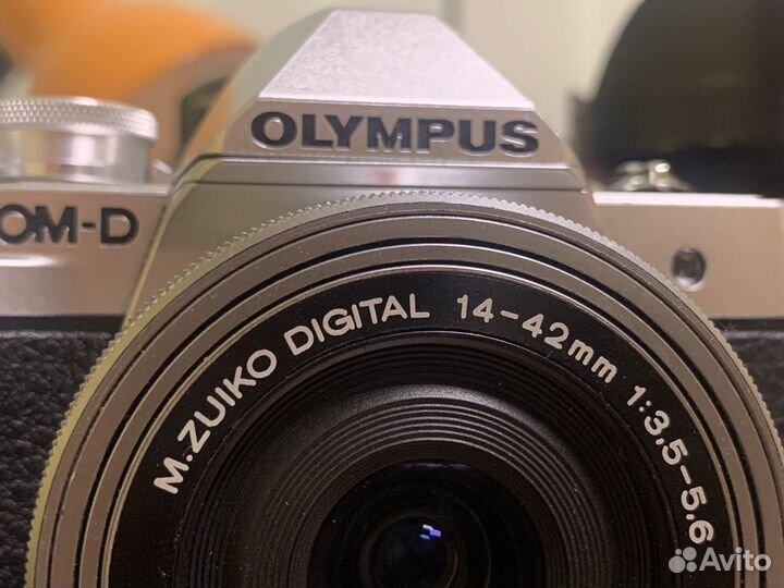 Olympus OM -D E M10 mark III