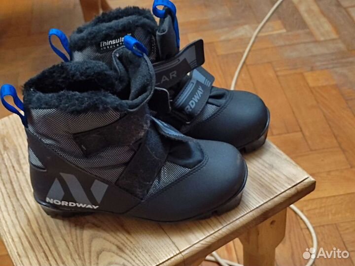 Лыжные ботинки