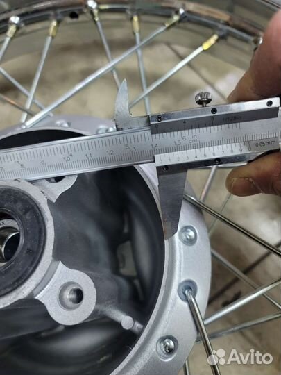 Обод колеса задний на спицах 2.15 - 18