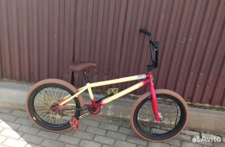 Трюковой велосипед bmx