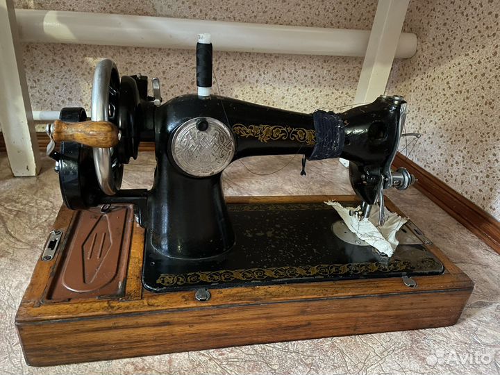 Швейная машинка