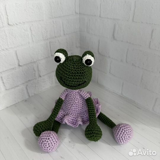 Веселый лягушонок - игрушка ручной работы