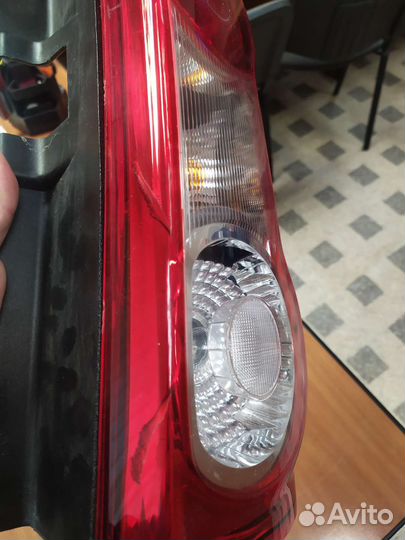 Фонарь задний правый Лада Ларгус