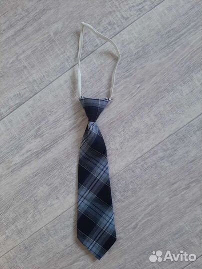 Галстук школьный на резинке